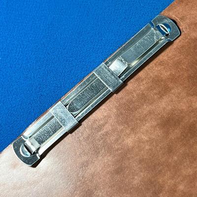 VINTAGE PRESSBOARD 3-SECTION FILE/NOTEBOOK BINDER