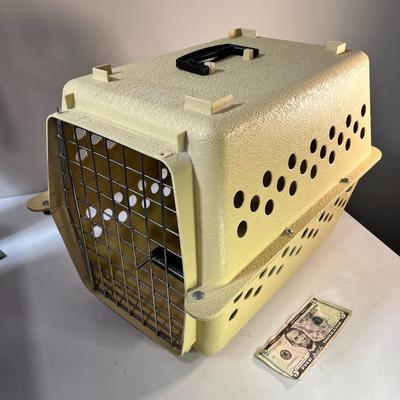 SMALL PET CARRIER