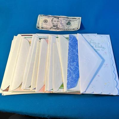 ASSORTMENT OF 28 ALL OCCASION GREETING CARDS WITH ENVELOPES, SOME VINTAGE