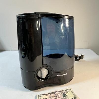 HONEYWELL HUMIDIFIER, 2 SETTINGS