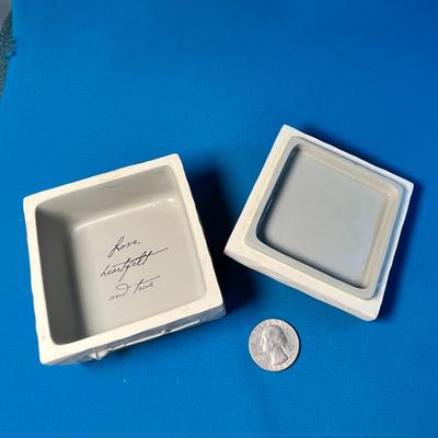 WILLOW TREE "FROM THE HEART" TRINKET BOX