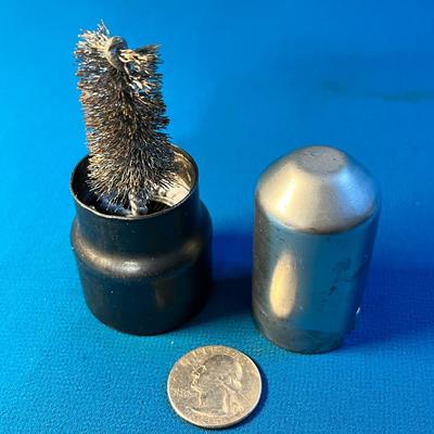 CAR BATTERY TERMINAL CLEANER TOOL