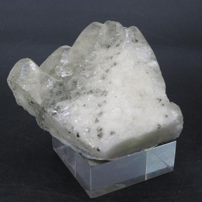 Displayable Crystal Rock Mineral Specimen