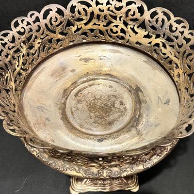 Antique Reed & Barton Silver Plated Fruit Bowl