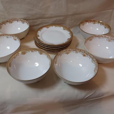 6 Nippon Three Footed Bowls And Saucers Circa 1911-1921