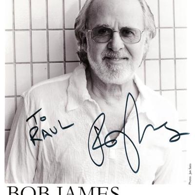 Jazz Musician Bob James signed photo