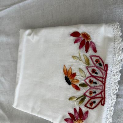 1 Set of Embroidered Standard Size Pillow Cases