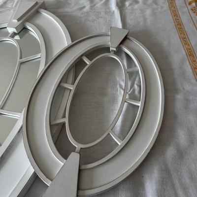 Mirror Plus Complimentary Frame