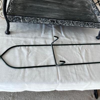 Decorative Metal Items 
