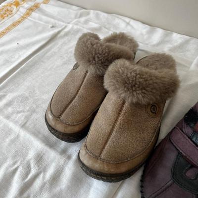 Born Shoes (2) Taupe and Maroon