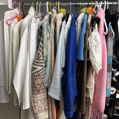North Wall West Side, Dresses, Longer Sweaters, Ladies, Small Medium