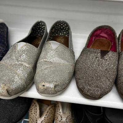 8 Pair of Flats, Moccasins, Tennis Shoes Size 7