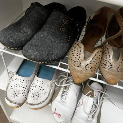 8 Pair of Flats, Moccasins, Tennis Shoes Size 7