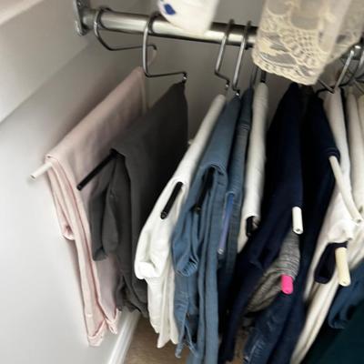 Top & Bottom Rack Shirts, Sweaters, Pants Ladies Small