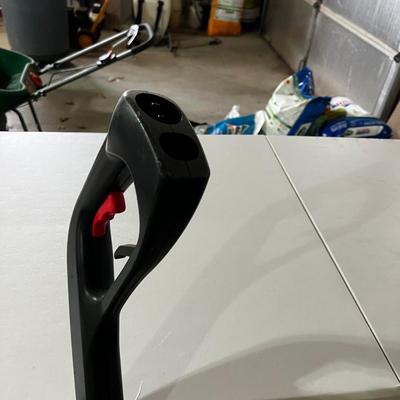 Garage Electric TORO Weed Eater