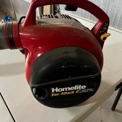 Garage Homelite Leaf Blower GAS 