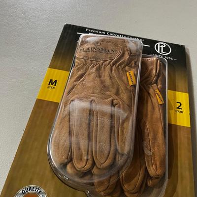 Garage 2 Pair Plainsman Size Medium Premium Leather Gloves