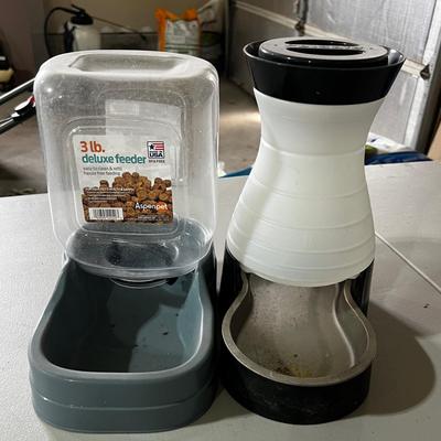 Garage Cat Feeder and Waterer