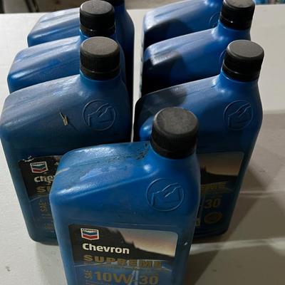 Garage Chevron 10W-30 Oil 
