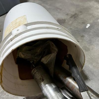 Garage Grease Guns 