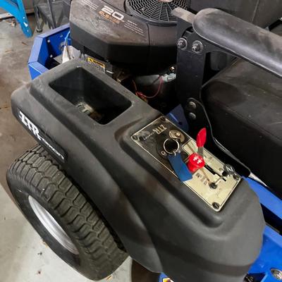 Garage DIXON  Speed ZTR Zero Turn Lawn Motor 