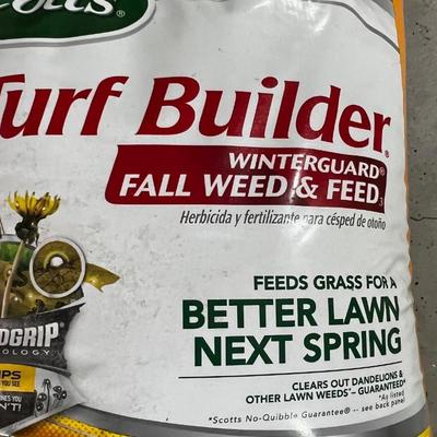 Garage SCOTTS Winter Builder Turf Gard