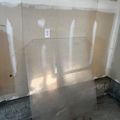 Garage: 2 Pieces of Plexi Glass 3/16" 