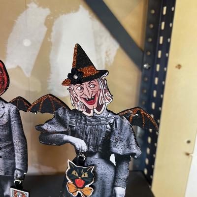 3 NICE Figurines: Witch, Pumpkin, Skelton Sparkly 
