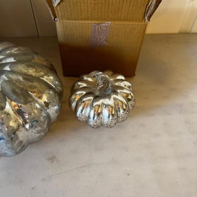 3 Mercury GLASS Pumpkins NICE!