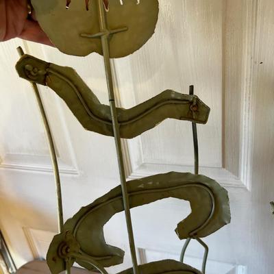 2 Metal Skelton 