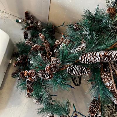 Pine Cone Garland for Holiday DÃ©cor.