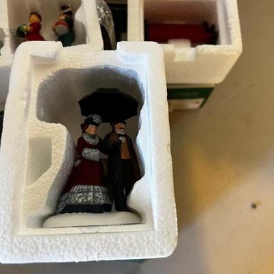 (4) Department 56 Figurines and benches in Original Boxes