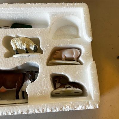 Farm Animal Set Dept 56 Heritage Village 