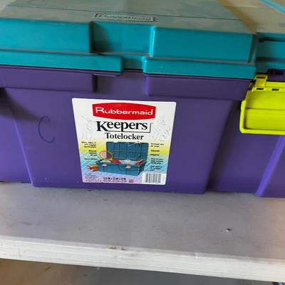 Rubber Maid Tote Locker Purple / Green 