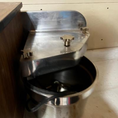 Mill & Mix Wheat Grinder / Flour Mil with Dough Attachment