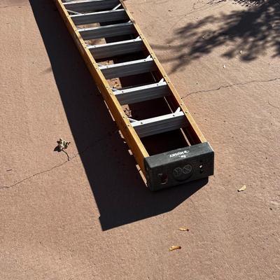 Husky 10' Step Ladder