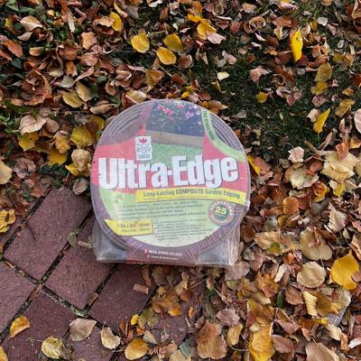 Composite Gardening Edging NEW in the Package