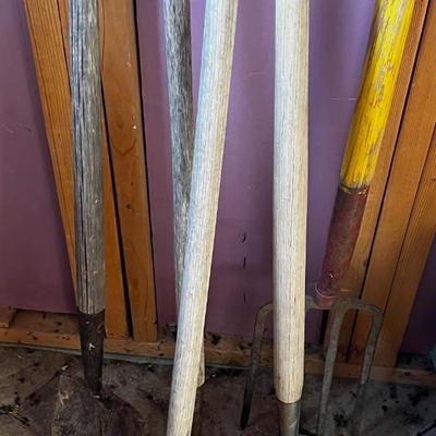 5 Small Shovel, Hoe, Spade 