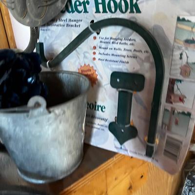 Yard DÃ©cor: Hook, Planter, Bird House