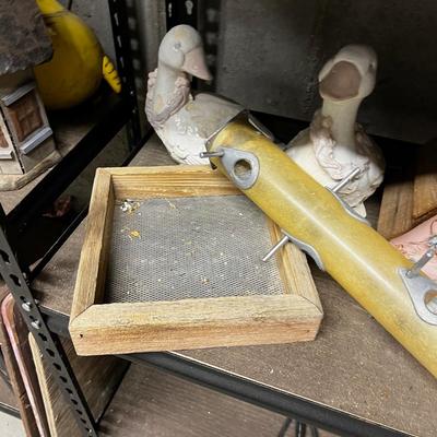 Ceramic Duck, Bird House, Shelf of Yard DÃ©cor' 