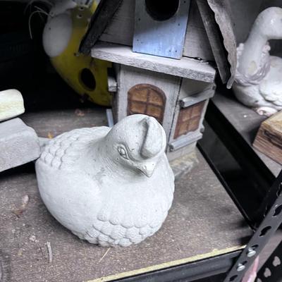  Shelf of Yard DÃ©cor Concrete Quail, Cat, Planter 