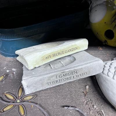 Shelf of Yard DÃ©cor Concrete Quail, Cat, Planter 