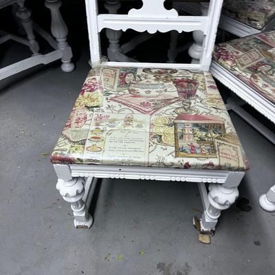 Jacobian Dining Table with 6 Chairs - 1 Captain & 5 Side