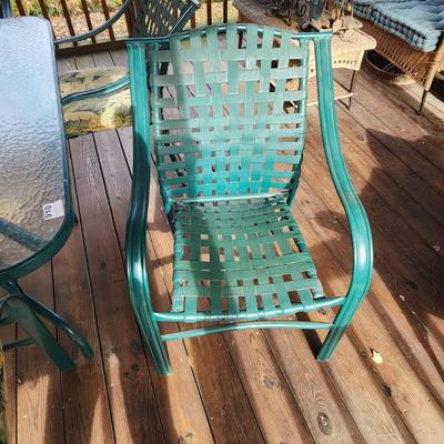 Patio Table and 6 Chairs 60x38