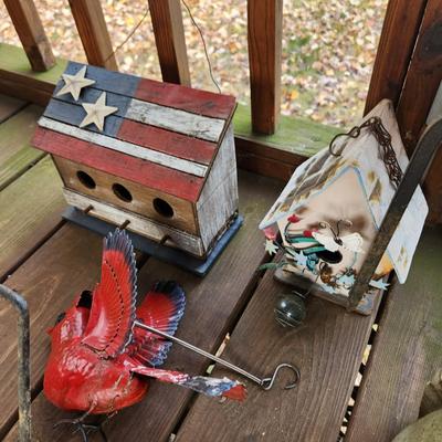 Bird Houses Shepherd Hooks Wind Chimes Yard art 7 pieces