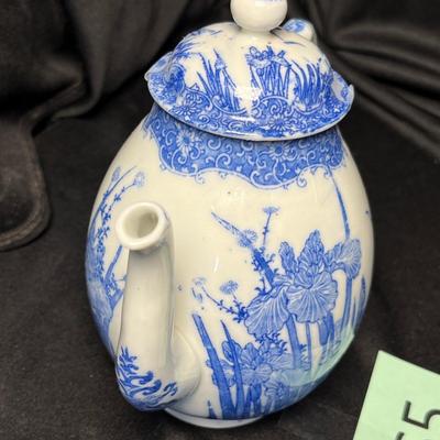 Oriental Blue & White mini teapot