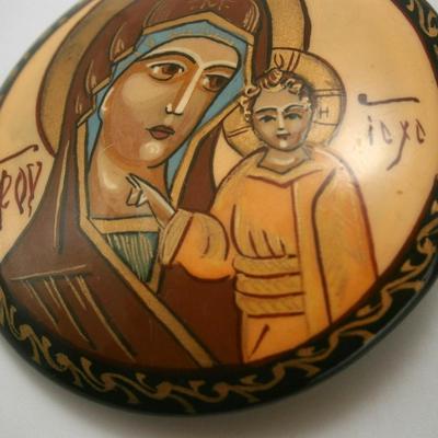Vintage Hand Painted Russian Madona & Child Pin