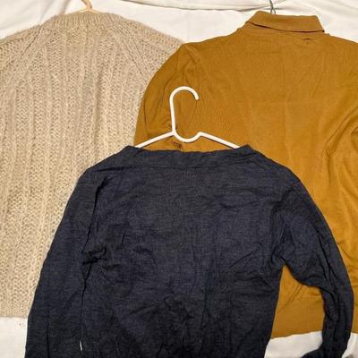 Sweater/long sleeves