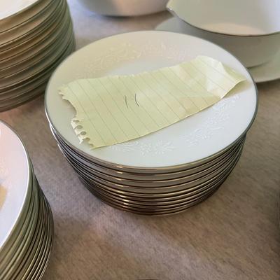 Vintage Noritake Reina 6450 Fine China Set