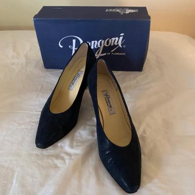 Vintage Ladies Pumps, Leather Boots, and More, Sz 8.5/9 (UB1-KW)
